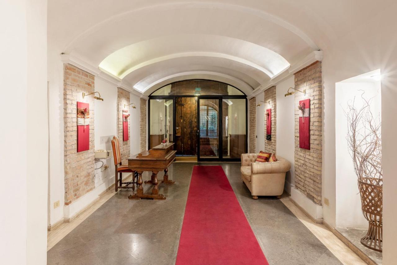 Foro Romano Stylish And Central Apartment Екстериор снимка
