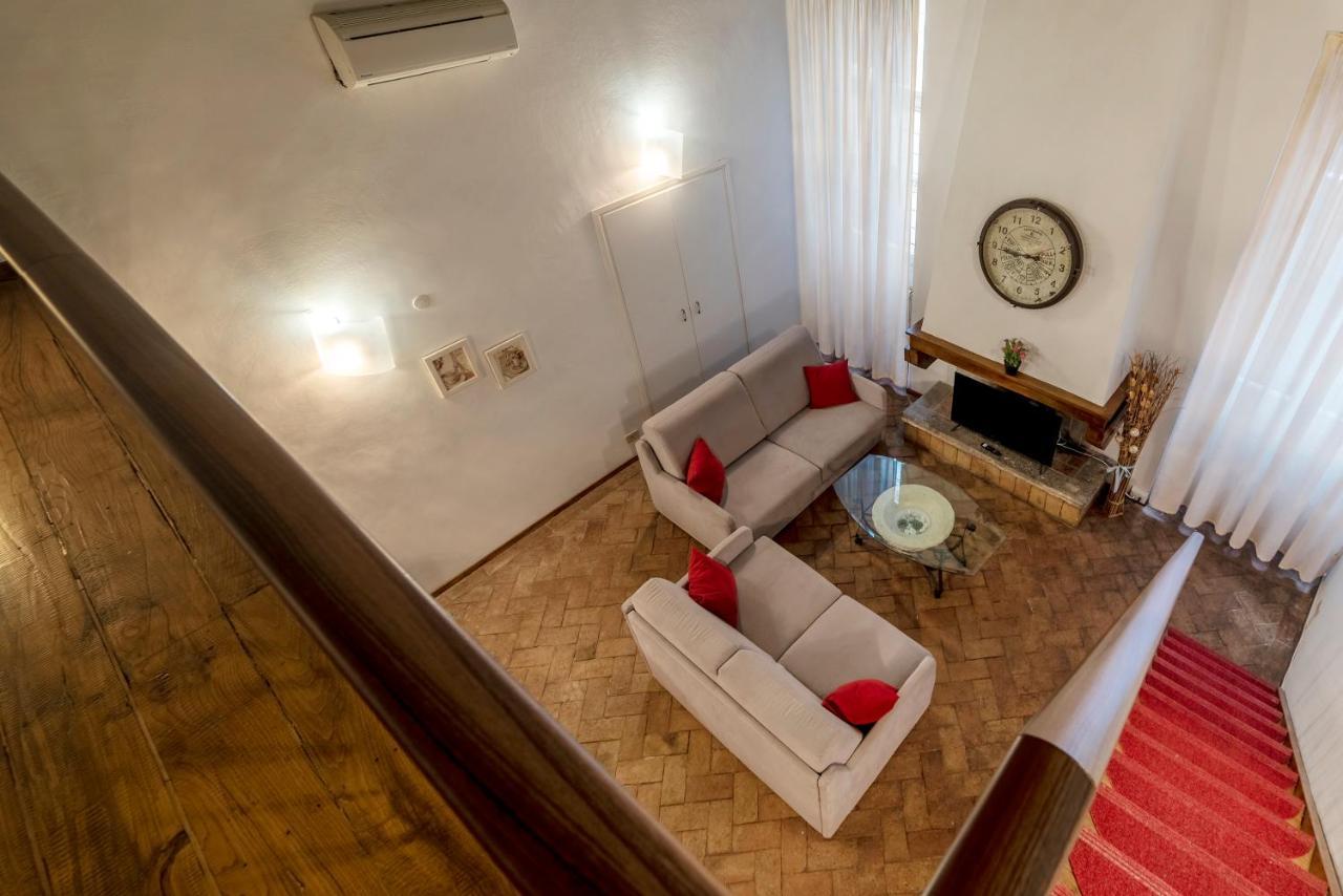 Foro Romano Stylish And Central Apartment Екстериор снимка