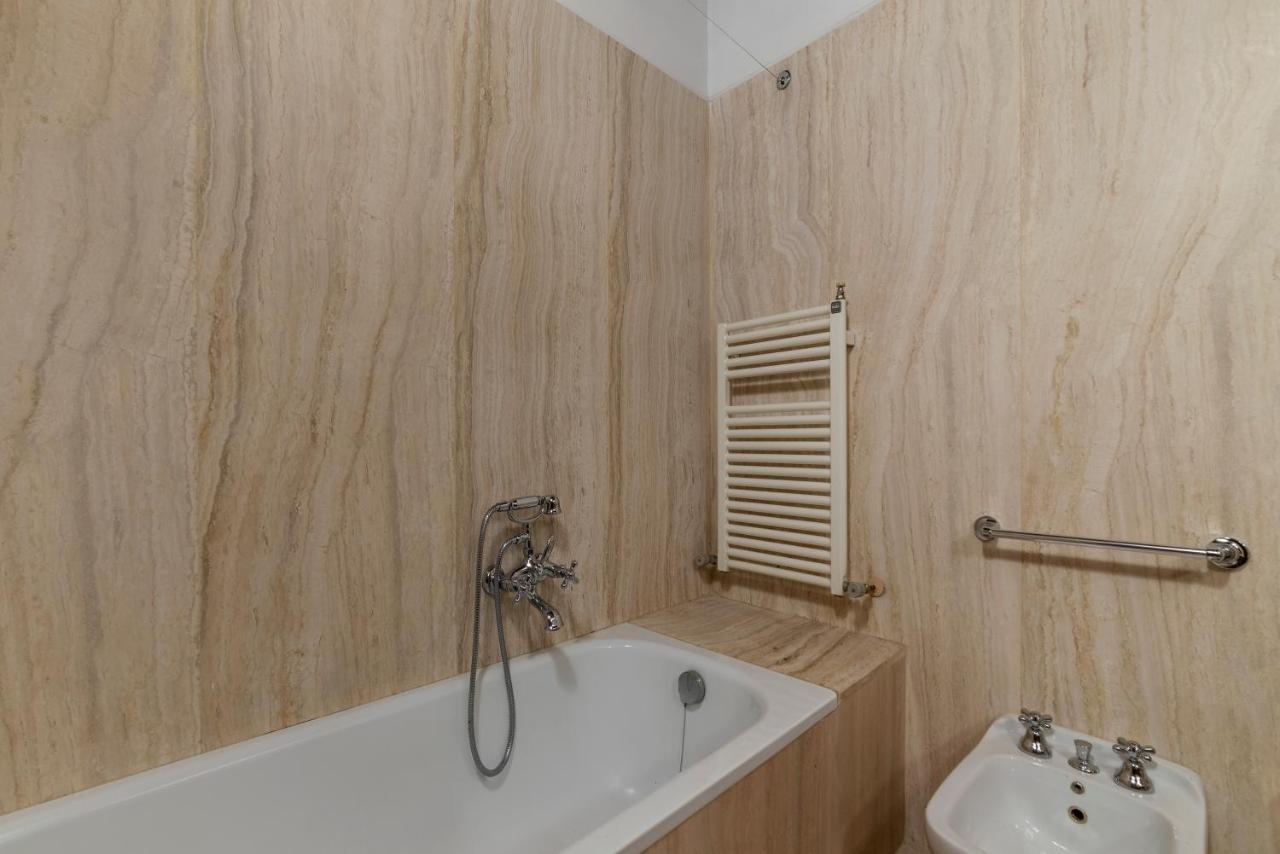 Foro Romano Stylish And Central Apartment Екстериор снимка